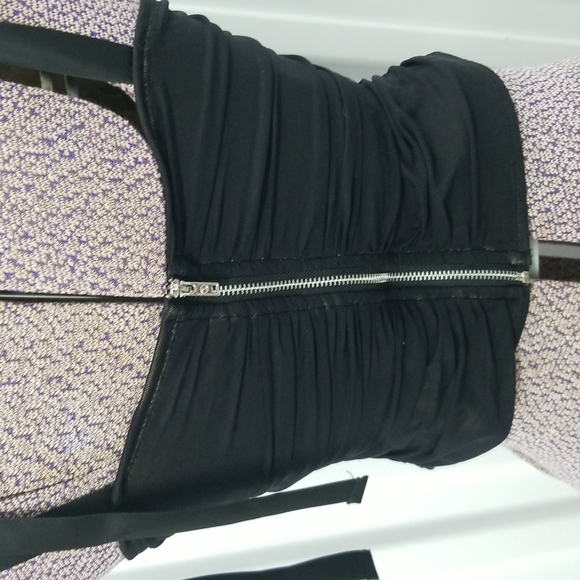 🎉HP🎉Shein Black and Nude Rouged Crop Top - Picture 5 of 8